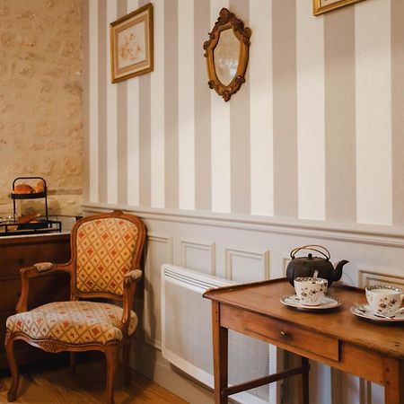Hotel Le Manoir Des Marronniers Sully  Exterior foto